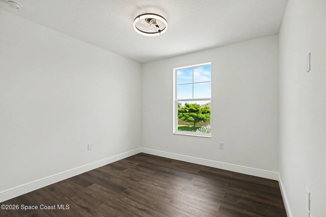 Photo of 2030 Bridgeport Circle