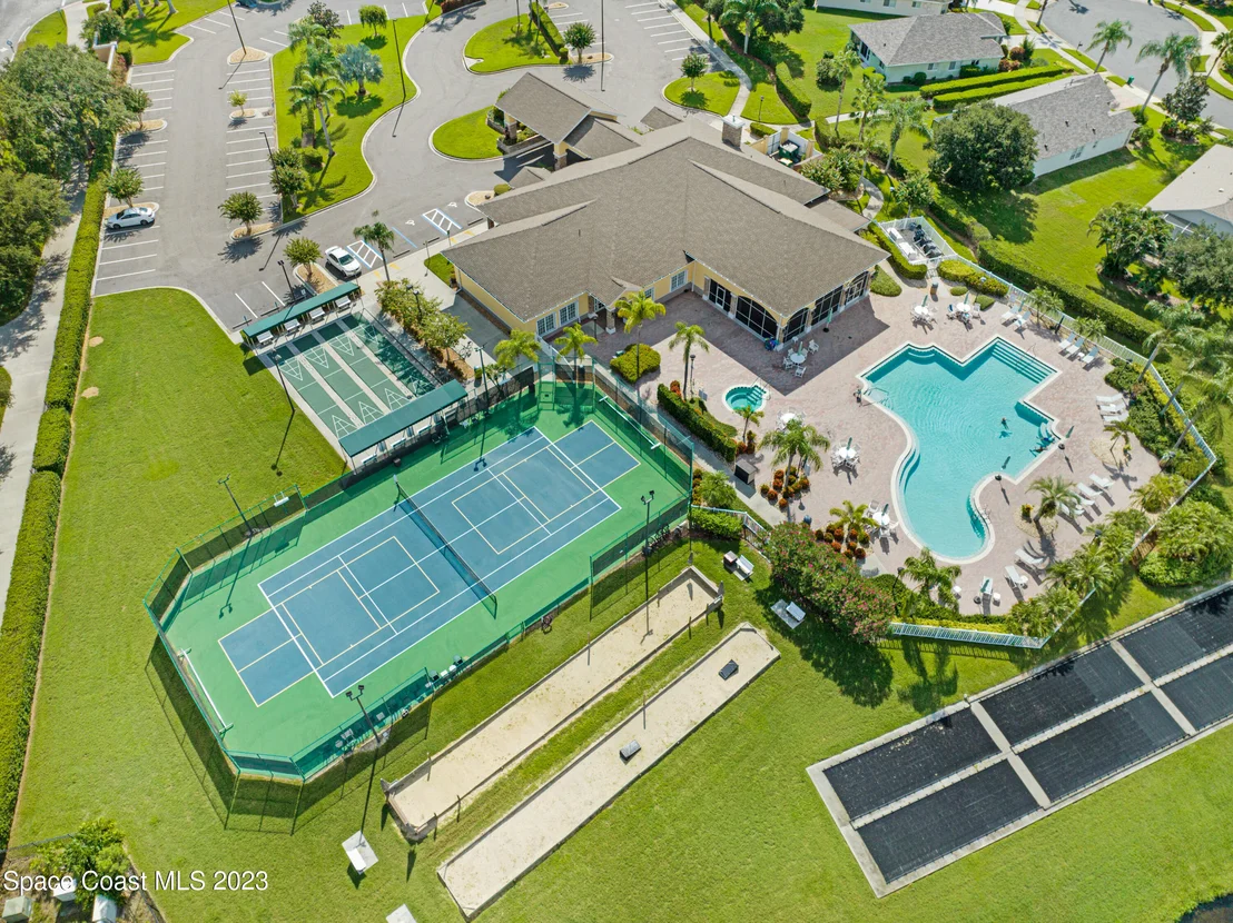 Photo of 1592 Keys Gate Drive