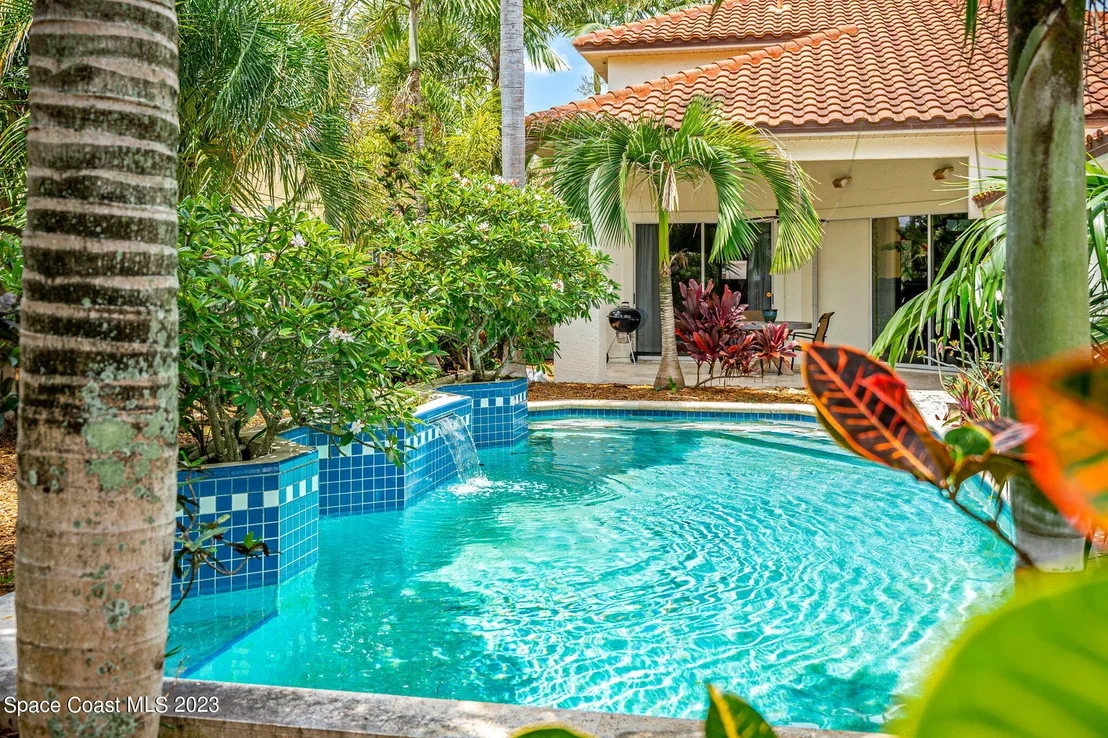 Photo of 301 Miami Avenue