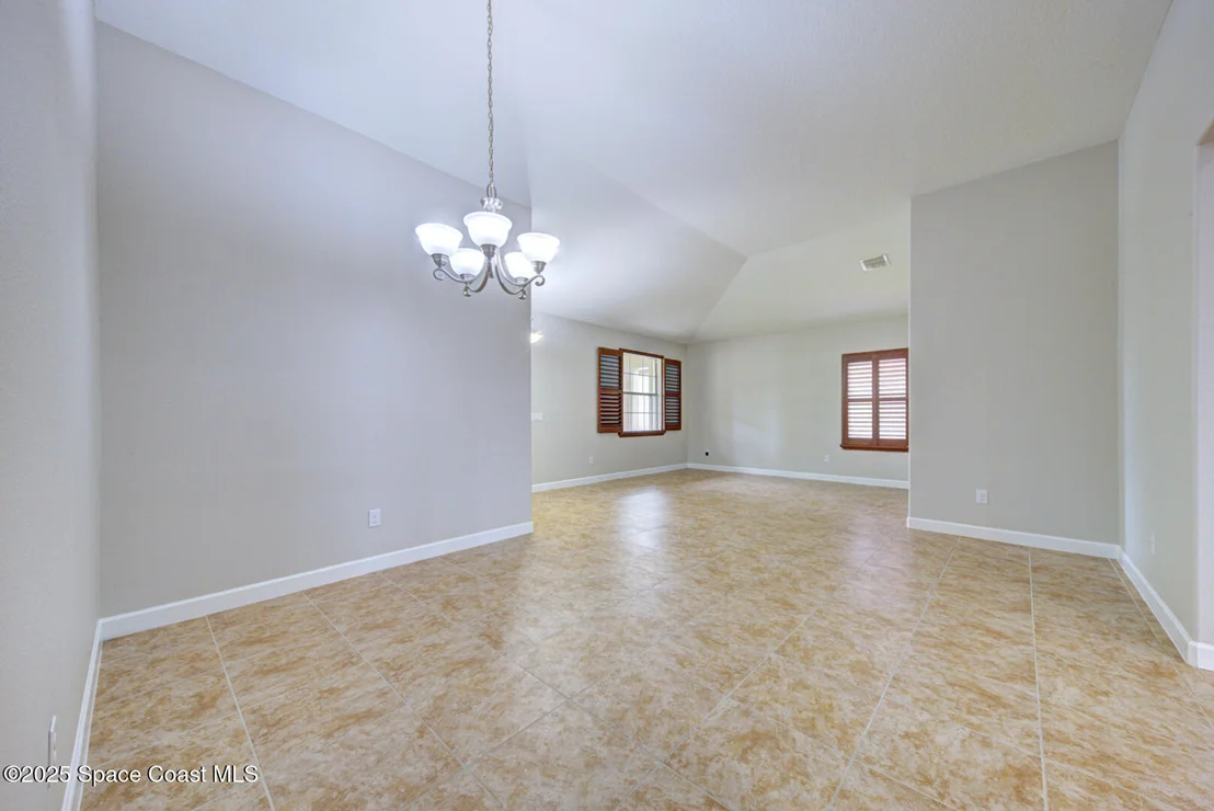 Photo of 3352 Russ Place