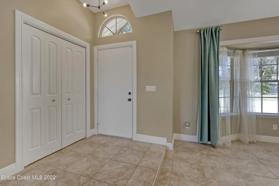 Photo of 4361 Silver Lake Drive