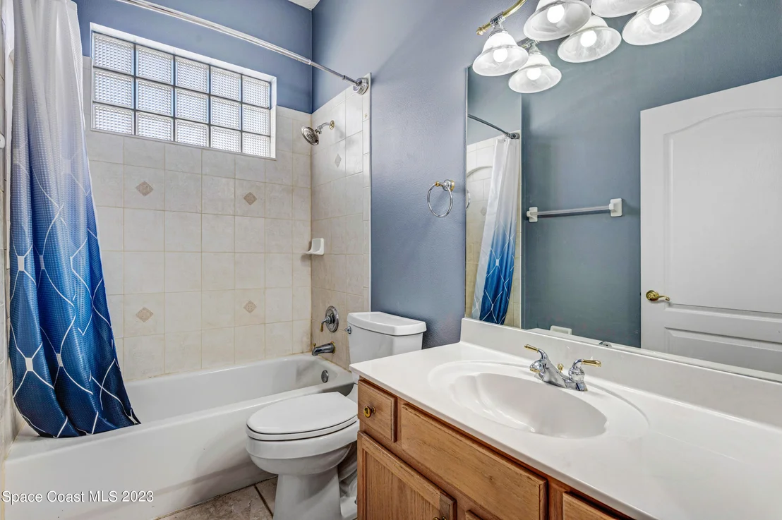 Photo of 1421 Whitman Drive