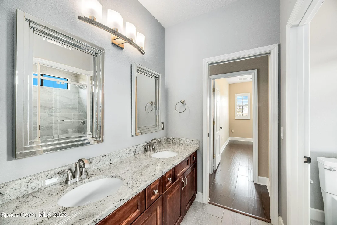 Photo of 609 Monterey Drive