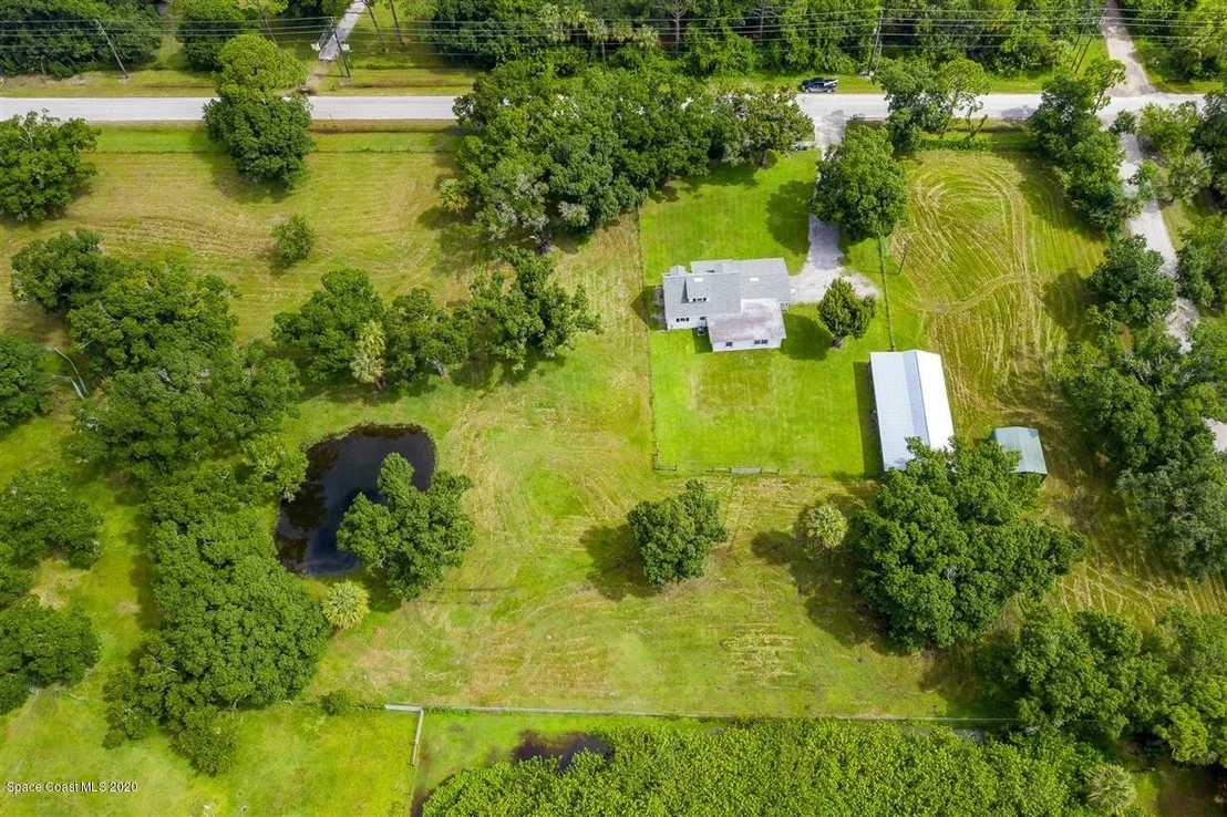 Photo of 1285 Hall Road
