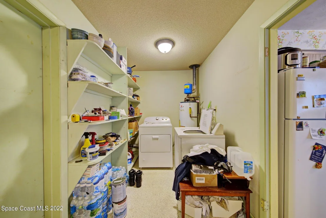Photo of 1724 Golfview Drive