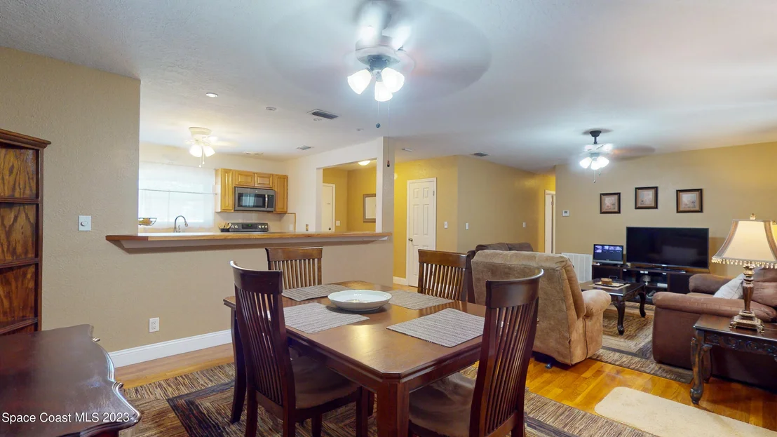 Photo of 1326 Sun Circle E