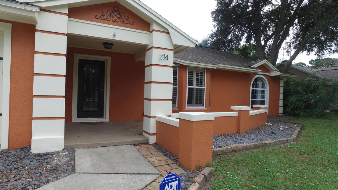 Photo of 214 Jeannie Drive