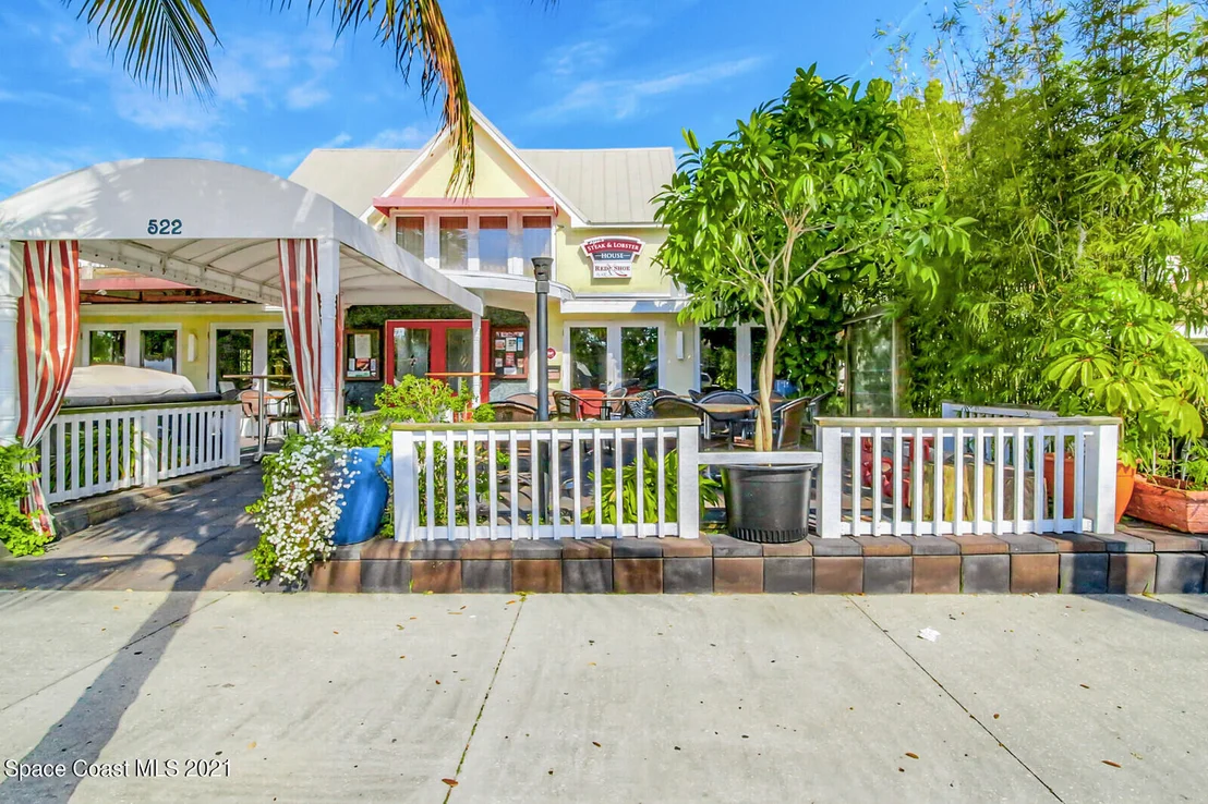 Photo of 527 Sunset Boulevard