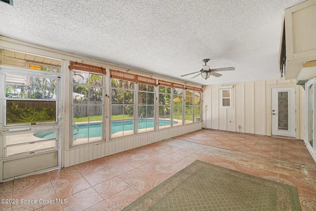 Photo of 1200 Palmdale Circle NE