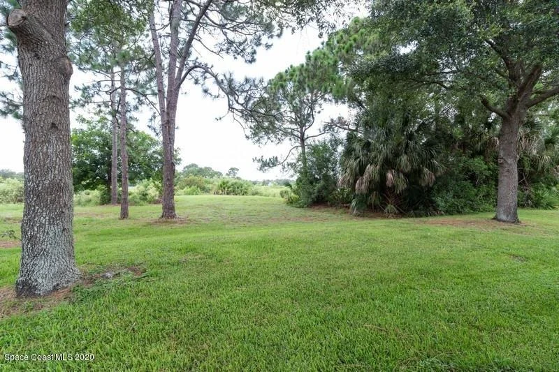 Photo of 1772 Windbrook Drive SE