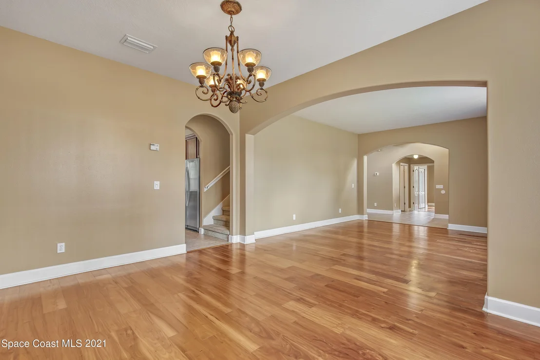 Photo of 3266 Peninsula Circle