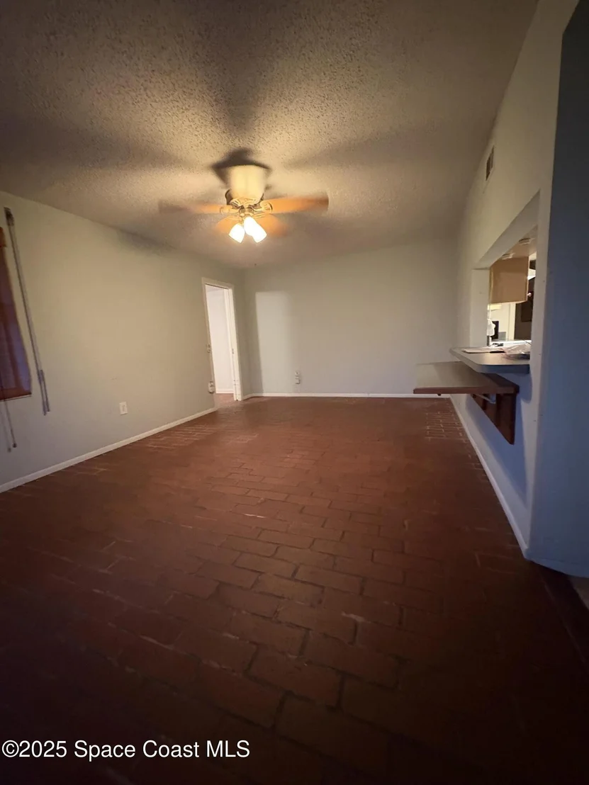 Photo of 998 Trinidad Road
