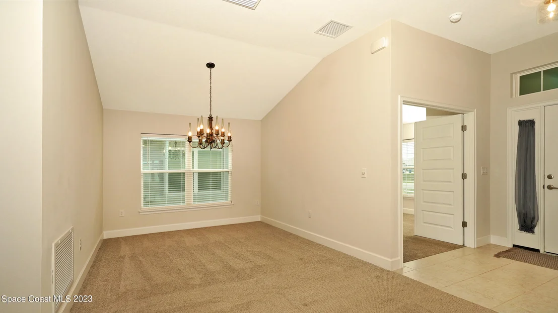Photo of 861 Tupelo Circle