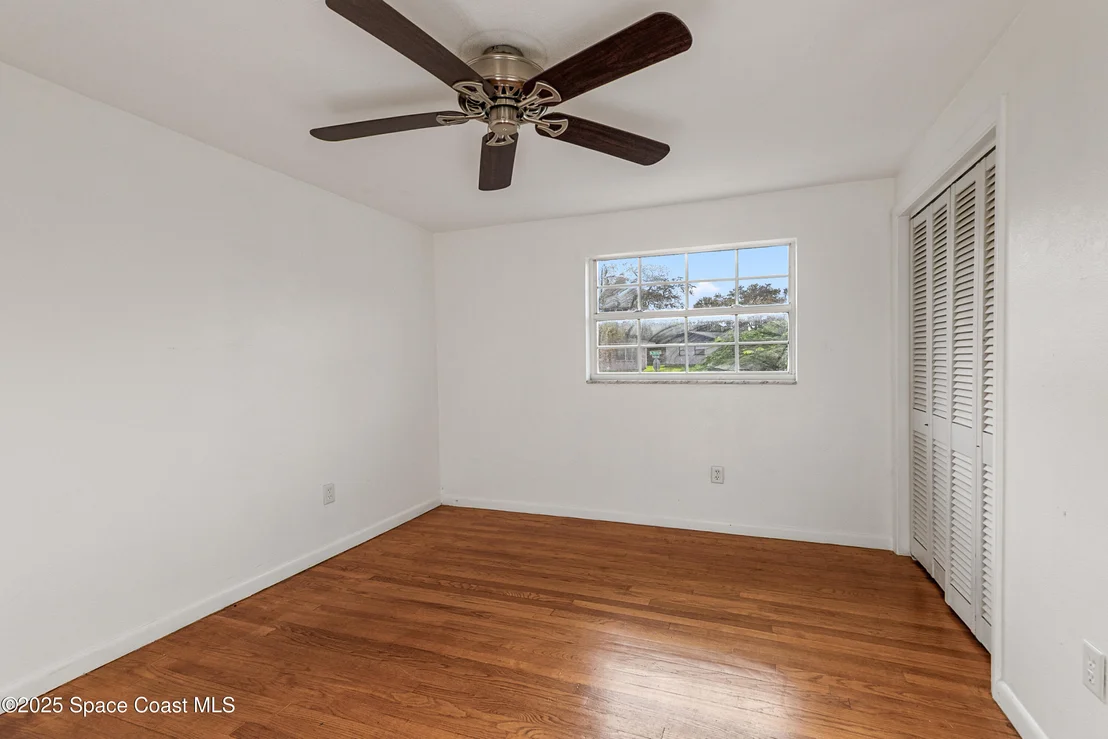 Photo of 409 Lynn Avenue