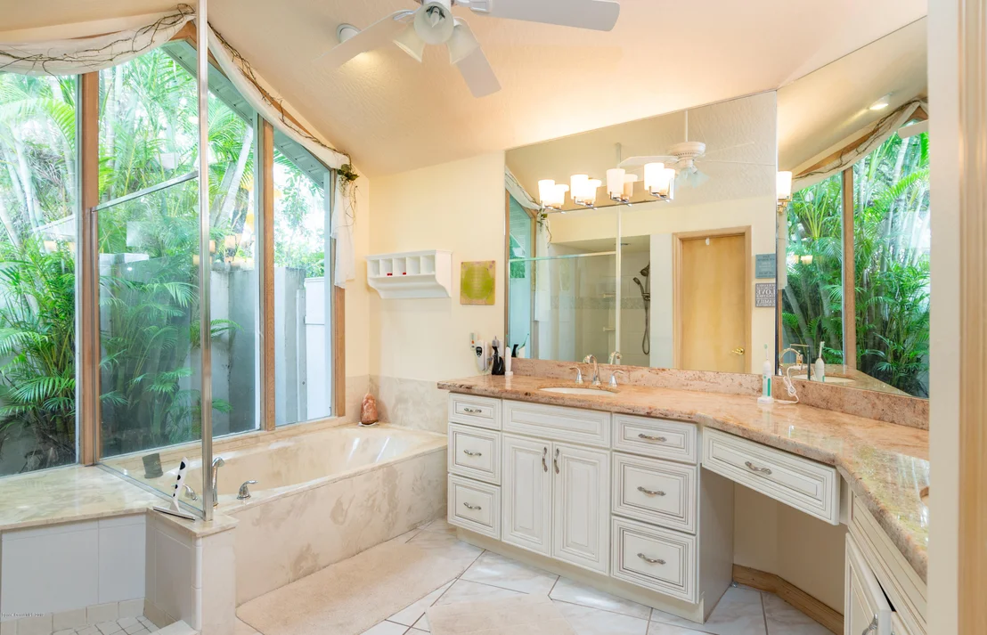Photo of 534 Hummingbird Drive