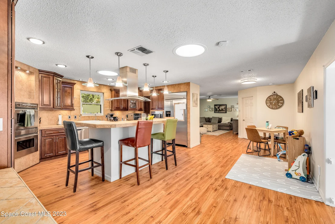 Photo of 2624 School Drive NE