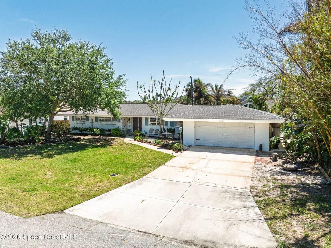 Photo of 435 10th Avenue