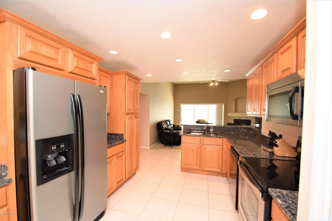 Photo of 2181 Weatherly Avenue