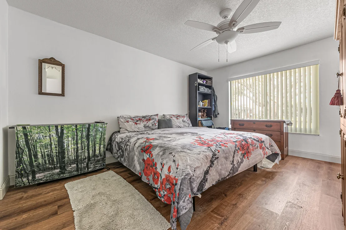 Photo of 1313 Ethel Circle NE