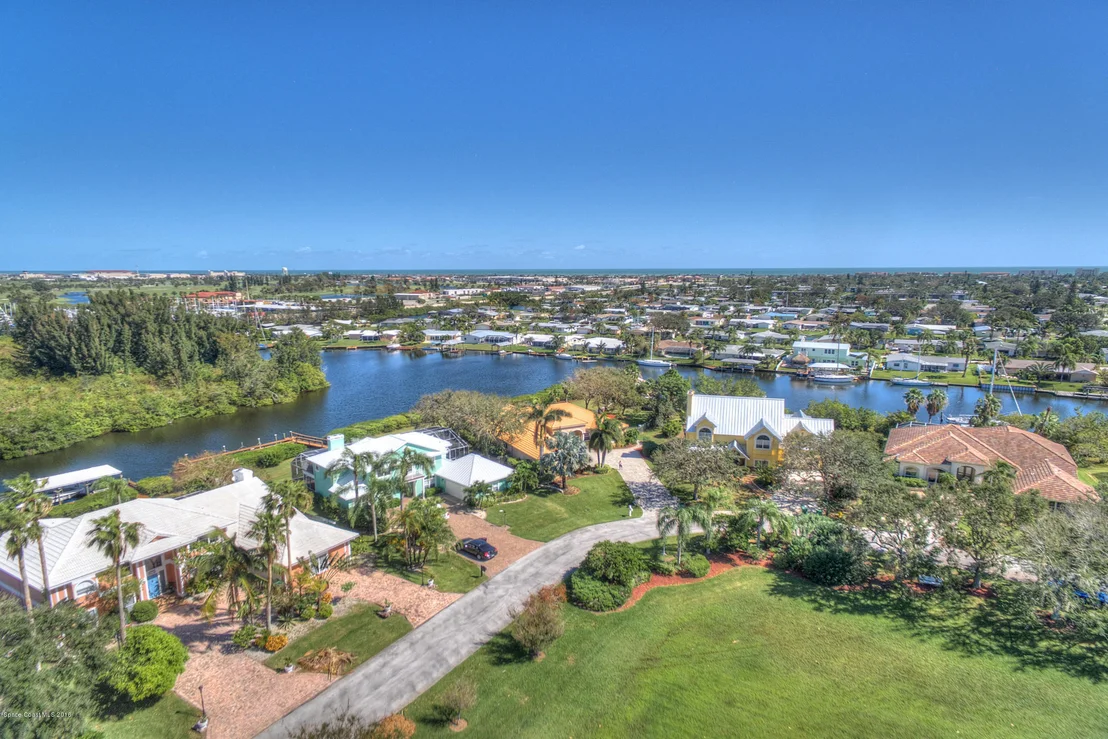Photo of 256 Lanternback Island Drive