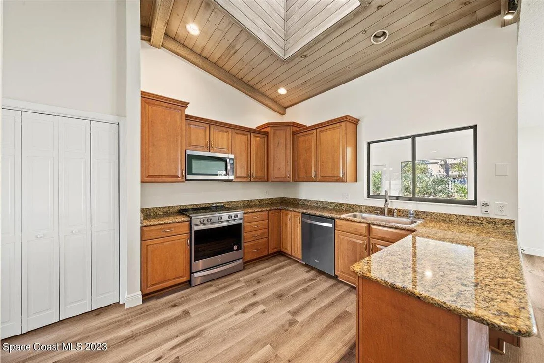 Photo of 508 Roystonia Palm Drive