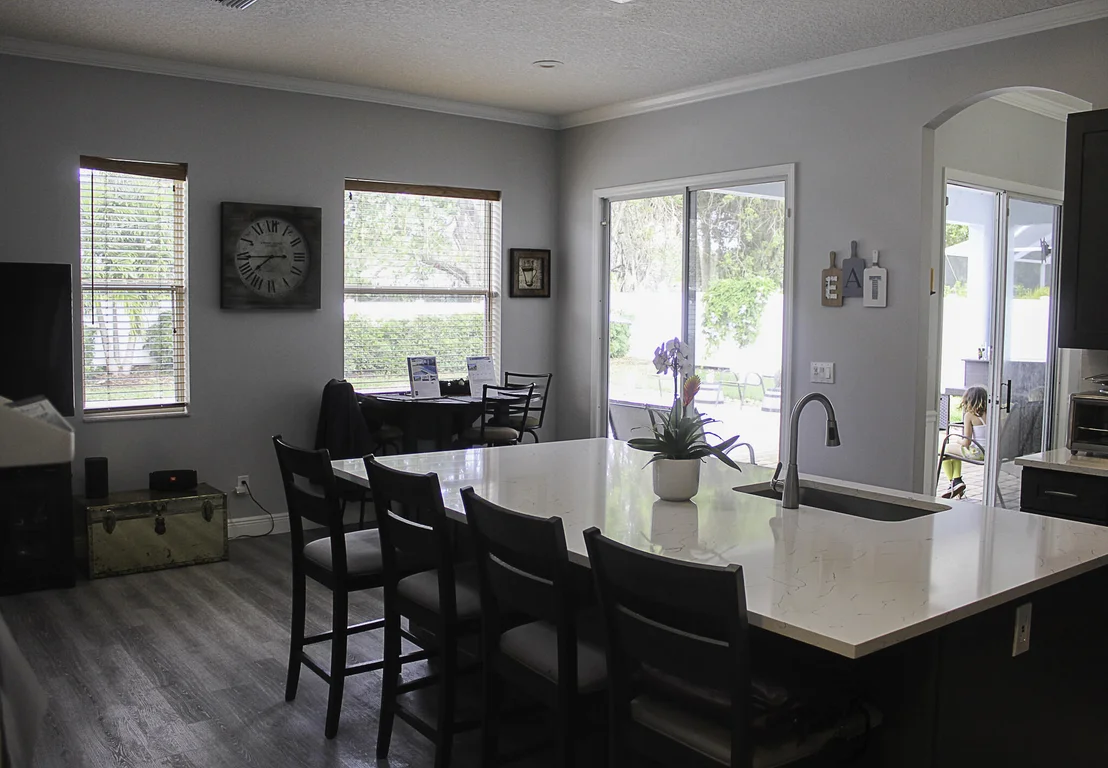 Photo of 5050 3rd Manor