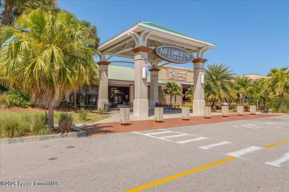 Photo of 7486 Livingstone Lane