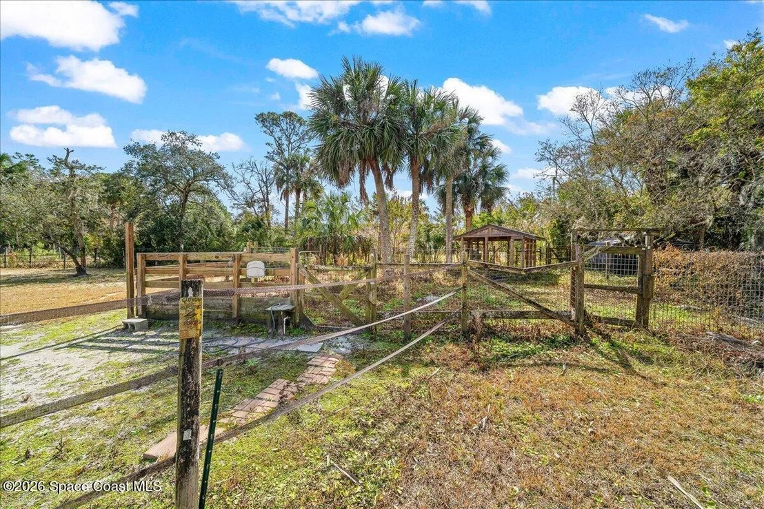 Photo of 2365 Corey Road