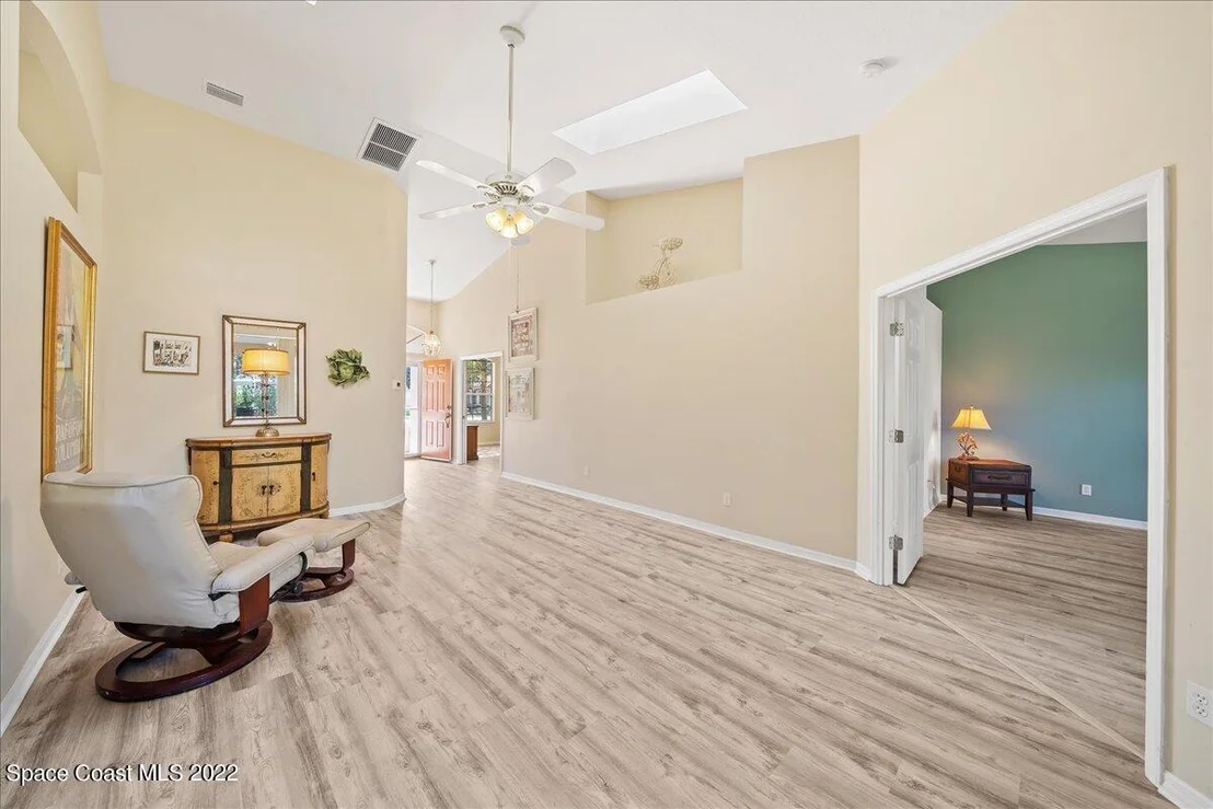 Photo of 7600 Candlewick Drive