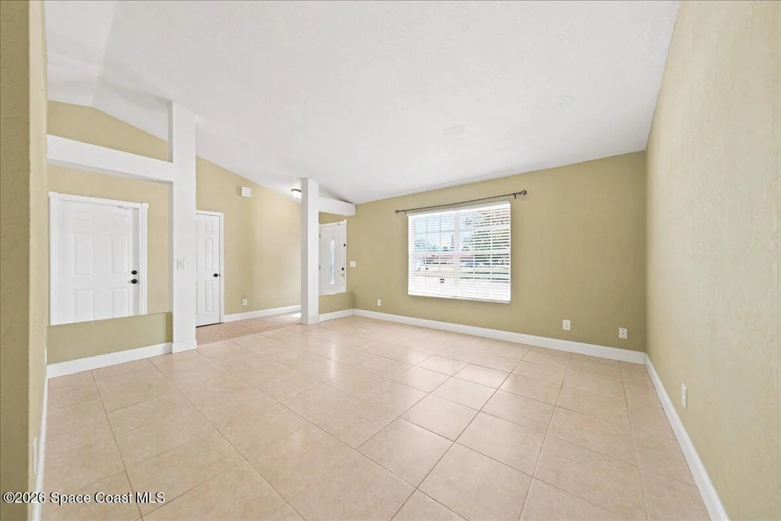 Photo of 813 Emerald Way