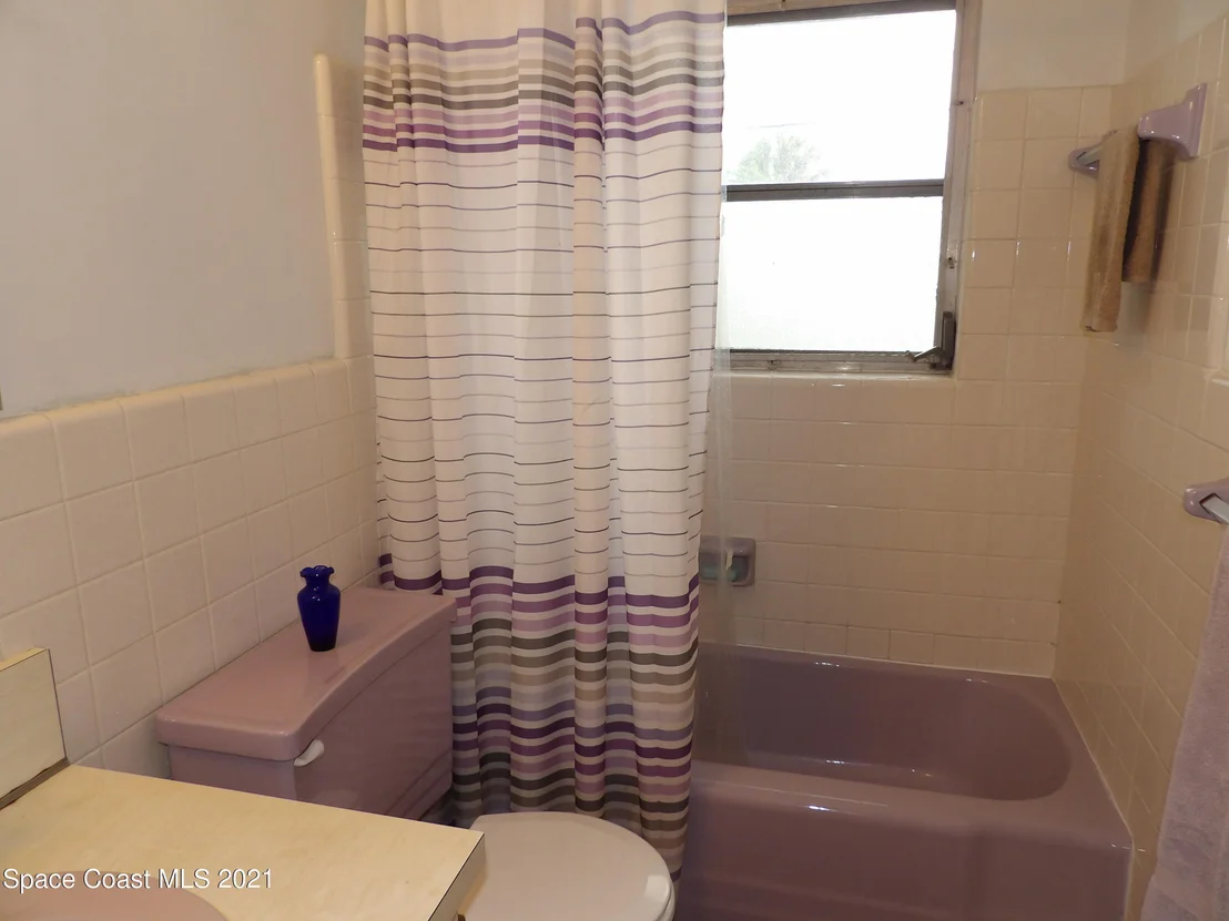 Photo of 797 Bianca Drive NE