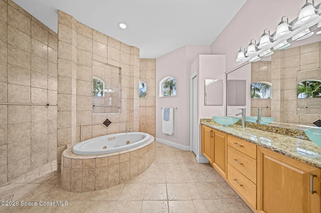 Photo of 1045 Starling Way
