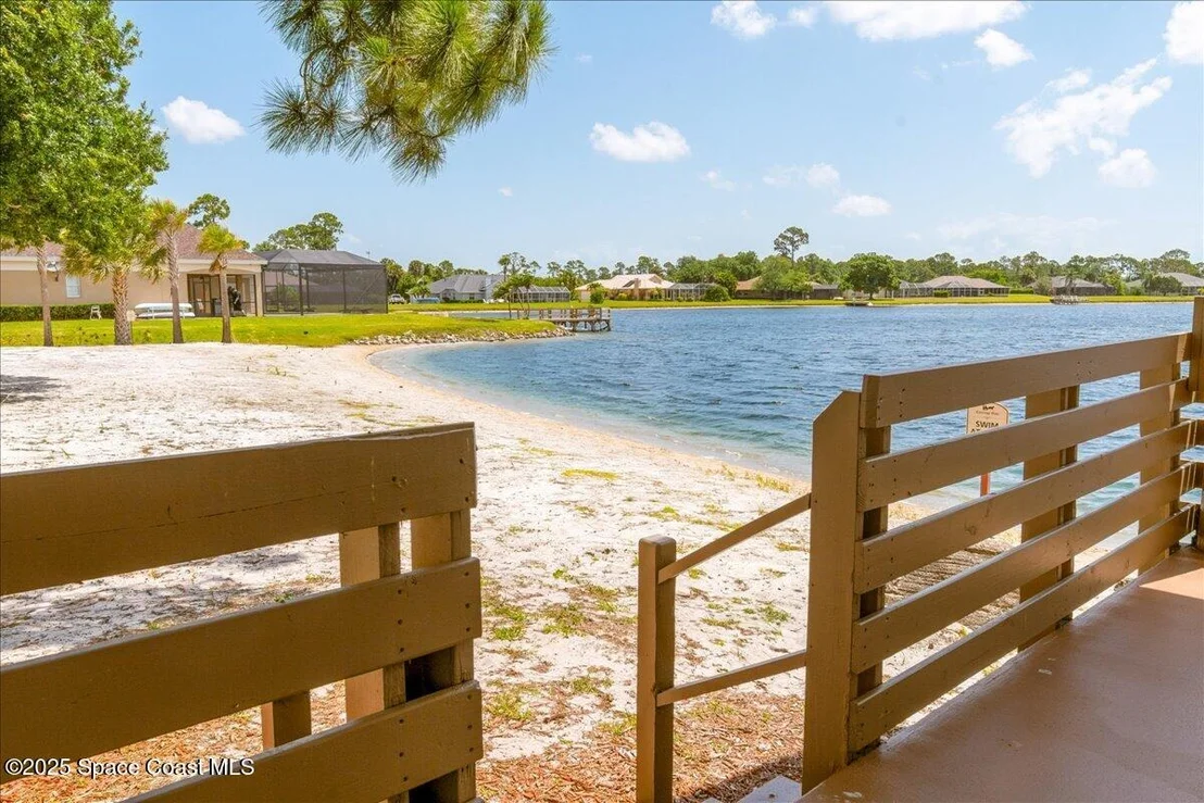 Photo of 3639 Meadowlark Way