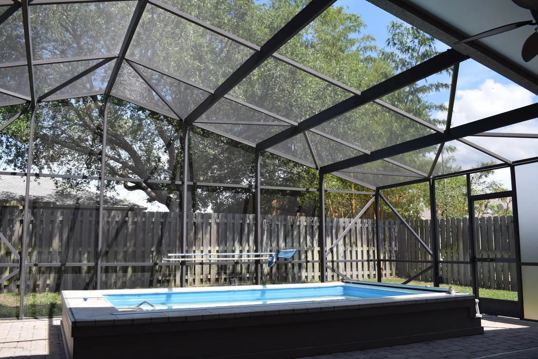 Photo of 8512 Ivanhoe Drive
