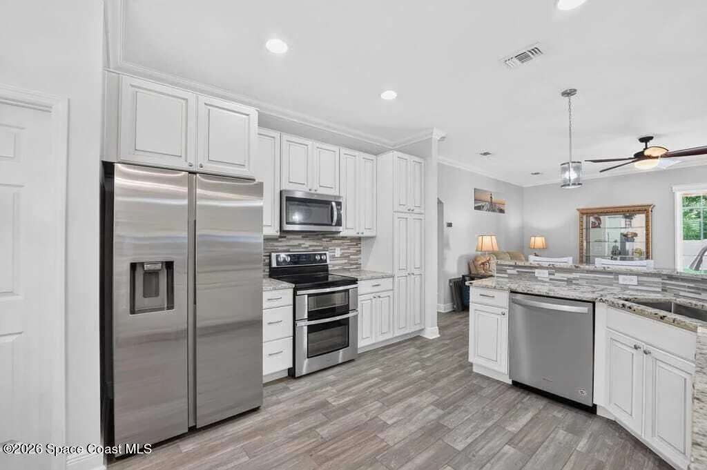 Photo of 228 Abernathy Circle SE
