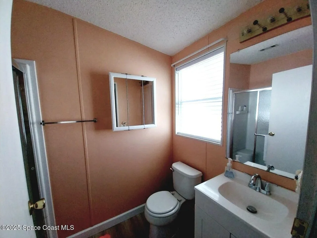 Photo of 5443 Bannock Street