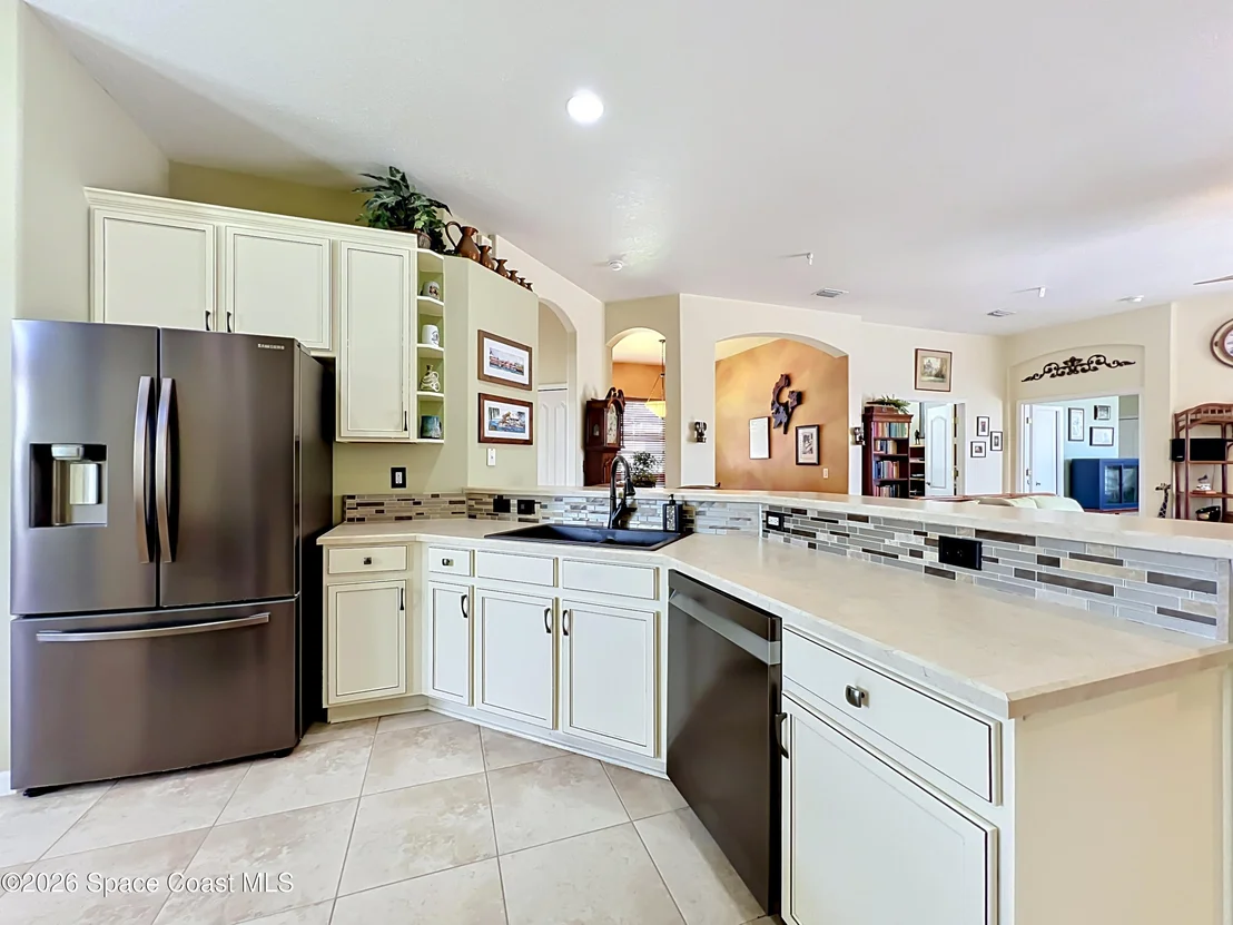 Photo of 1670 Whitman Drive