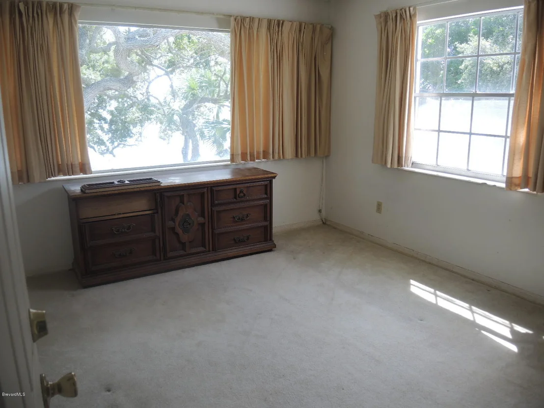 Photo of 6 Shore View Circle
