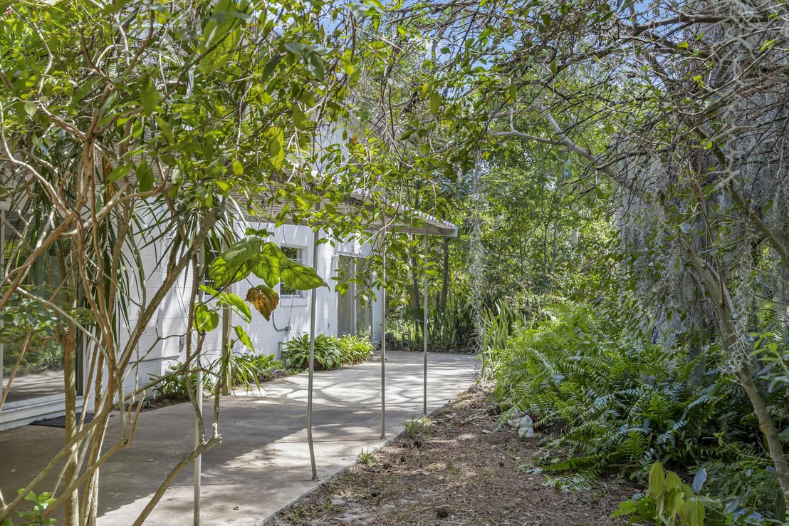 Photo of 455 Pine Boulevard