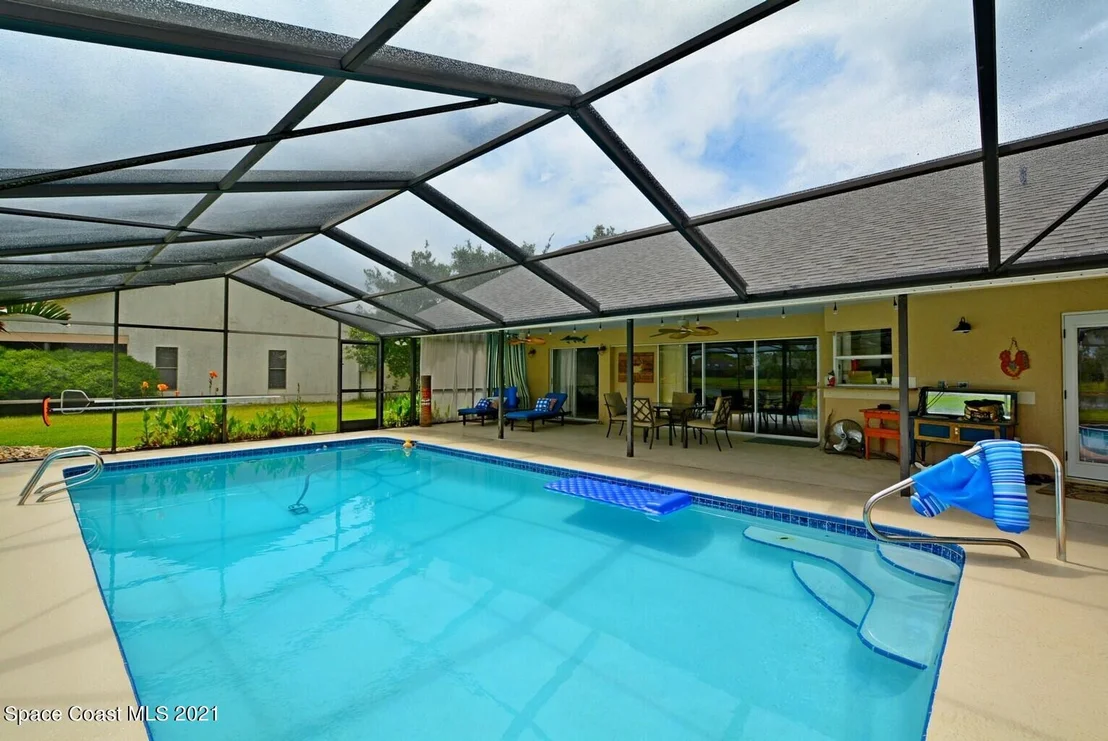 Photo of 1251 Silver Lake Drive