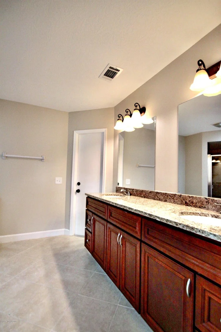 Photo of 422 Joy Haven Drive