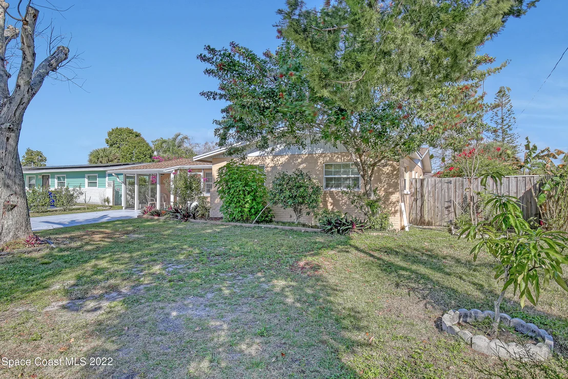 Photo of 972 Miracle Way
