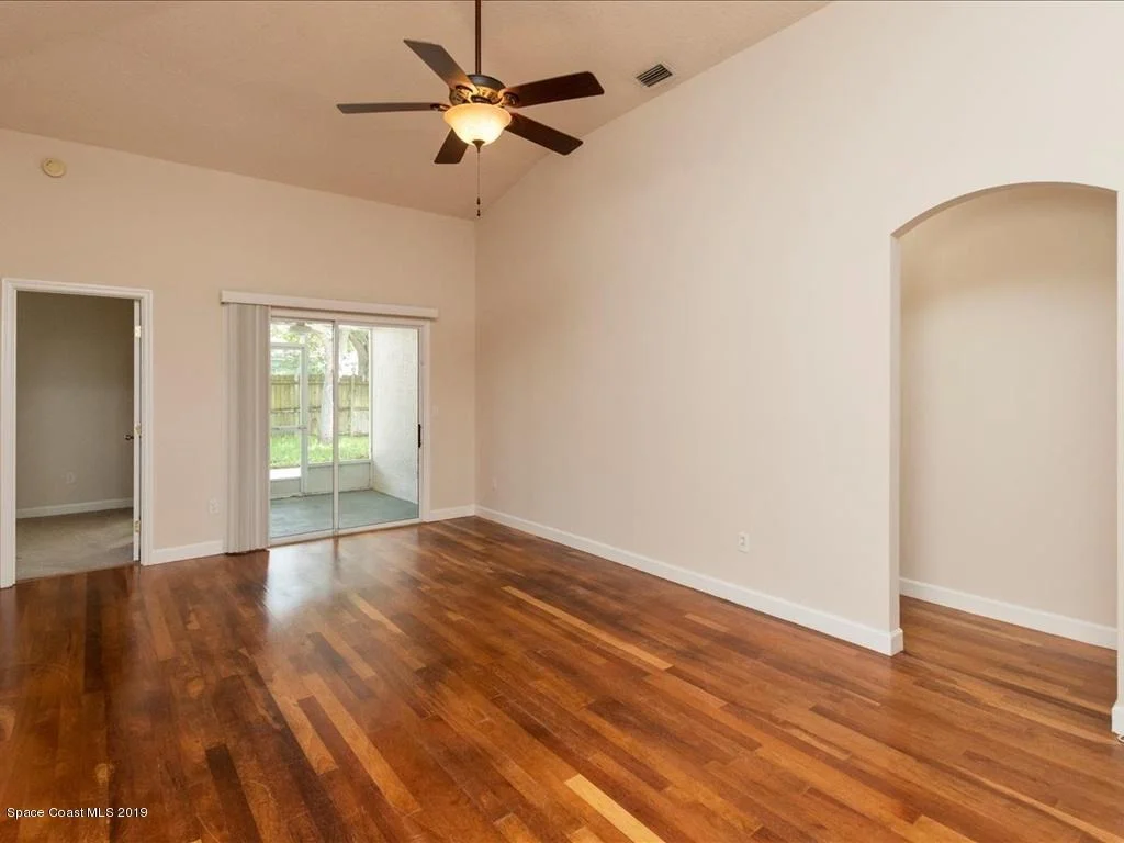 Photo of 2557 Ventura Circle