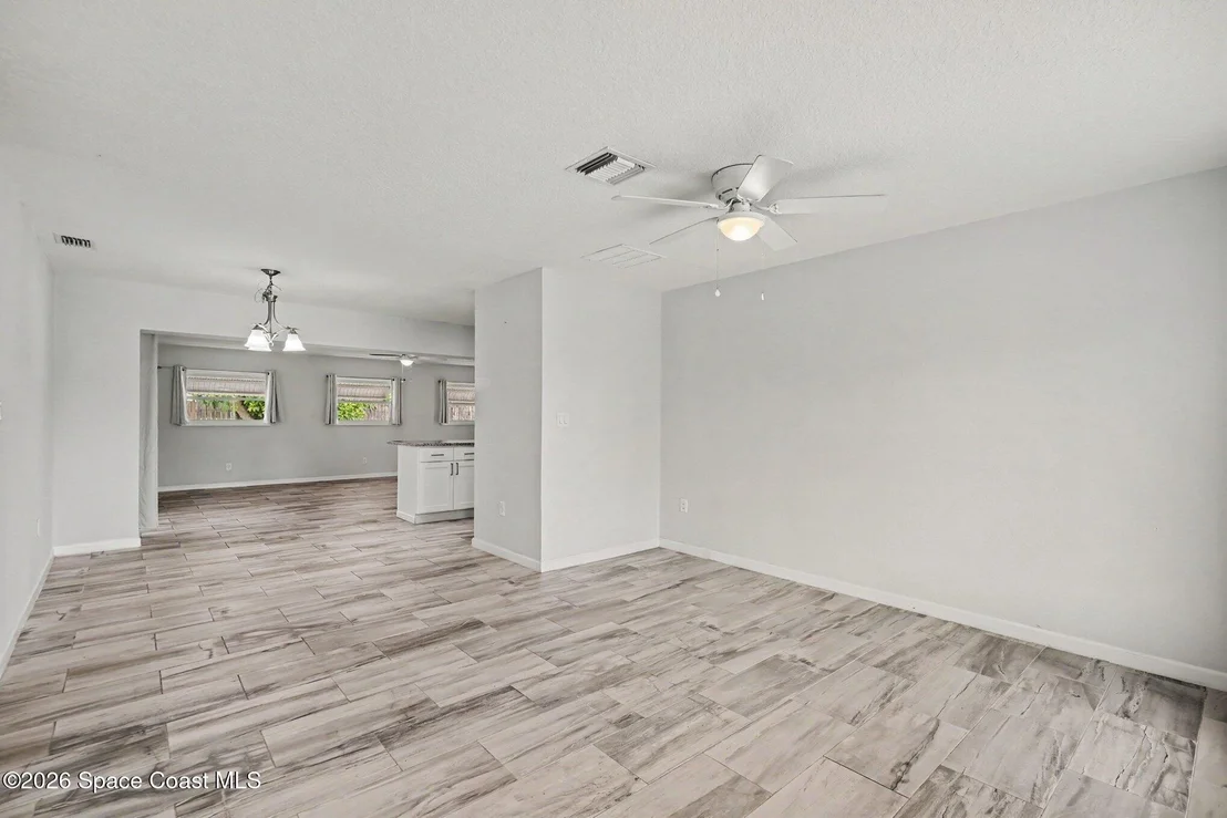 Photo of 780 Mohawk Avenue