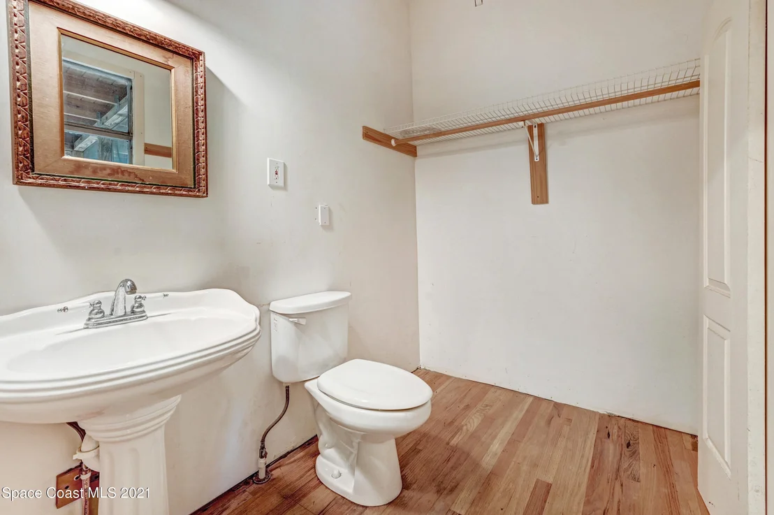 Photo of 6699 Sheridan Road