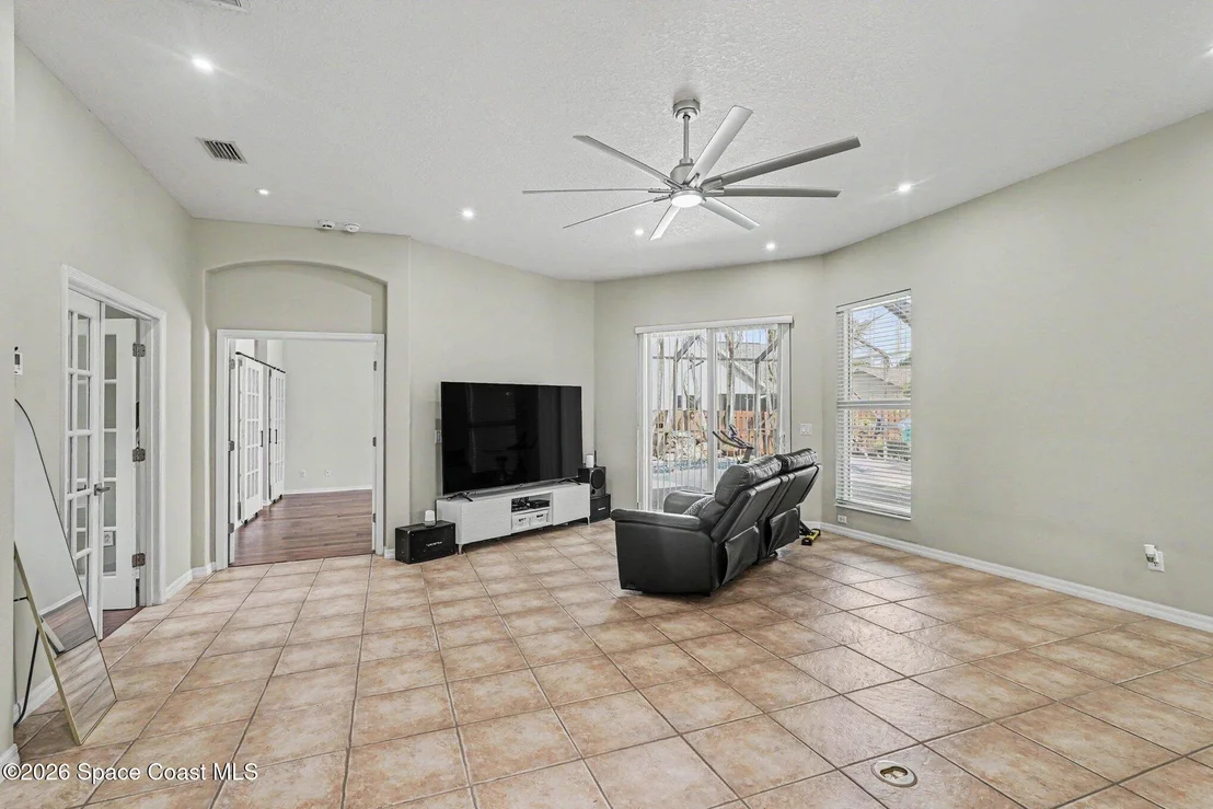 Photo of 1916 Thesy Drive