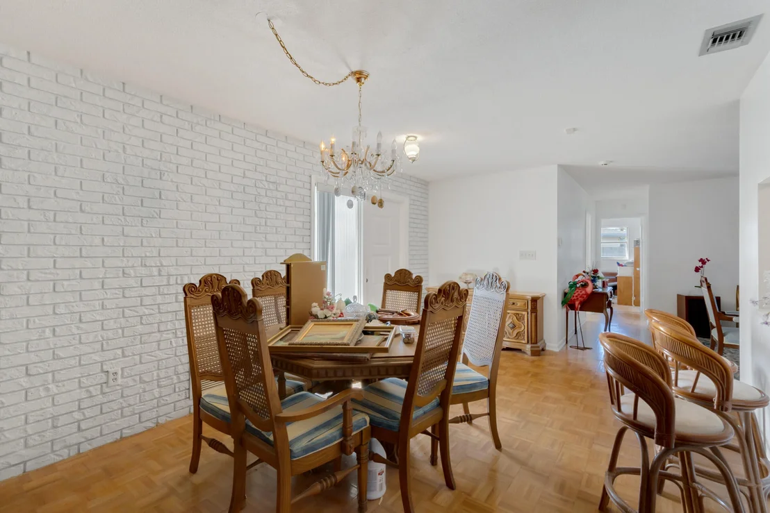 Photo of 285 Carissa Drive