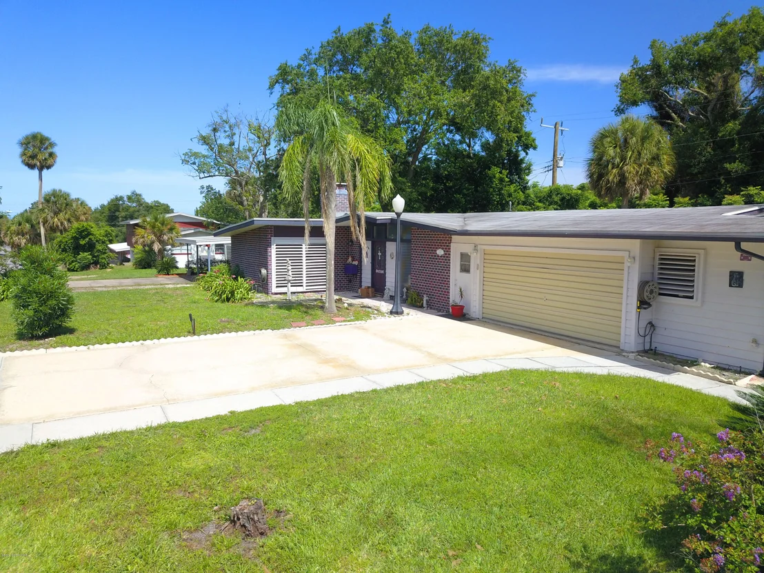 Photo of 205 River Heights Drive