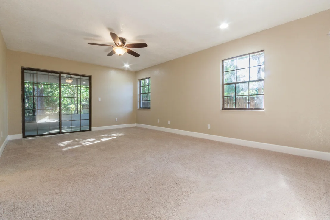 Photo of 8583 Sheridan Road