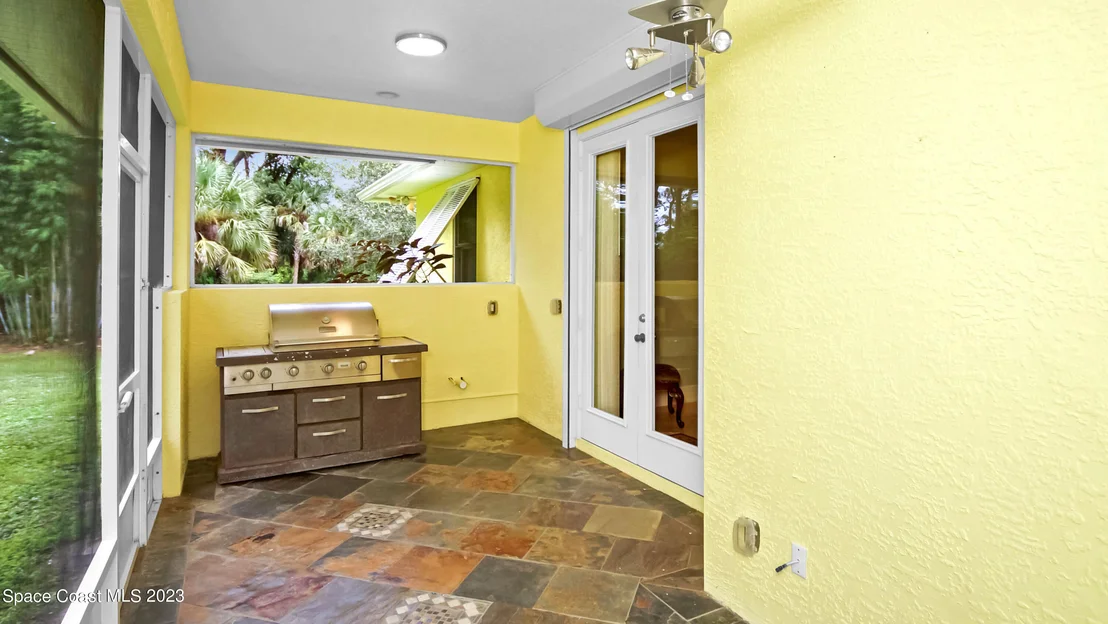 Photo of 4115 Grant Road
